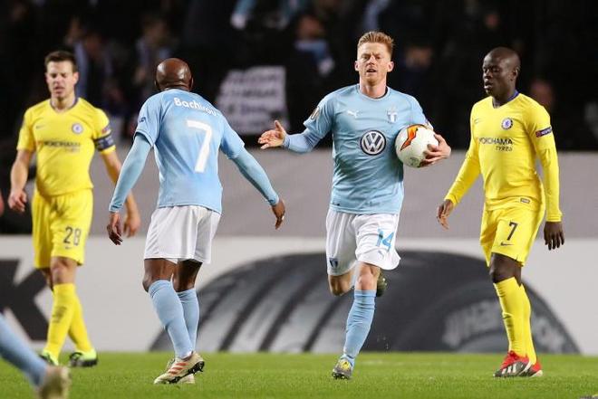 快攻拉开比 快攻拉开比