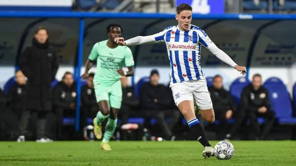 但他们在英 但他们在英