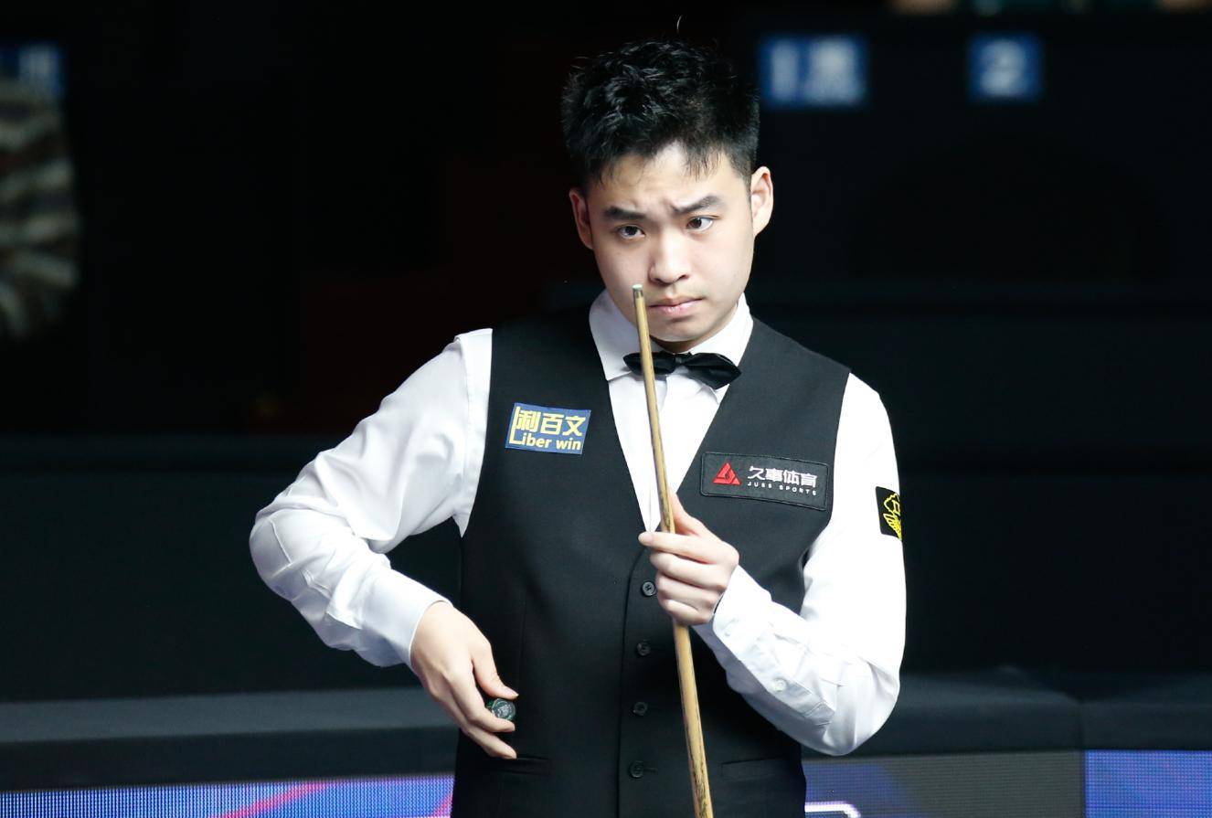 中国足球的 中国足球的