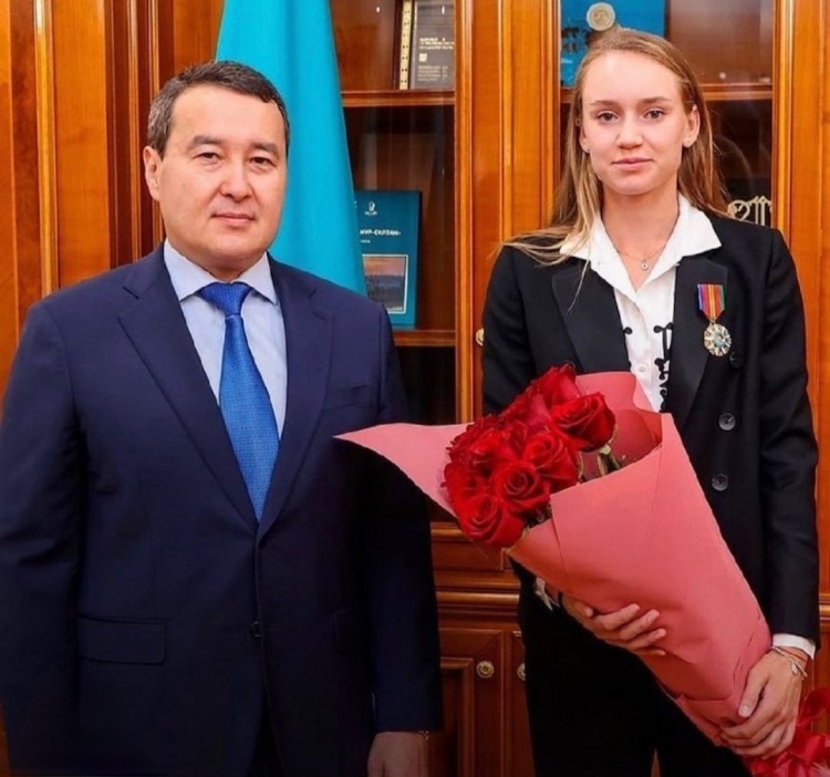 也促使英格 也促使英格