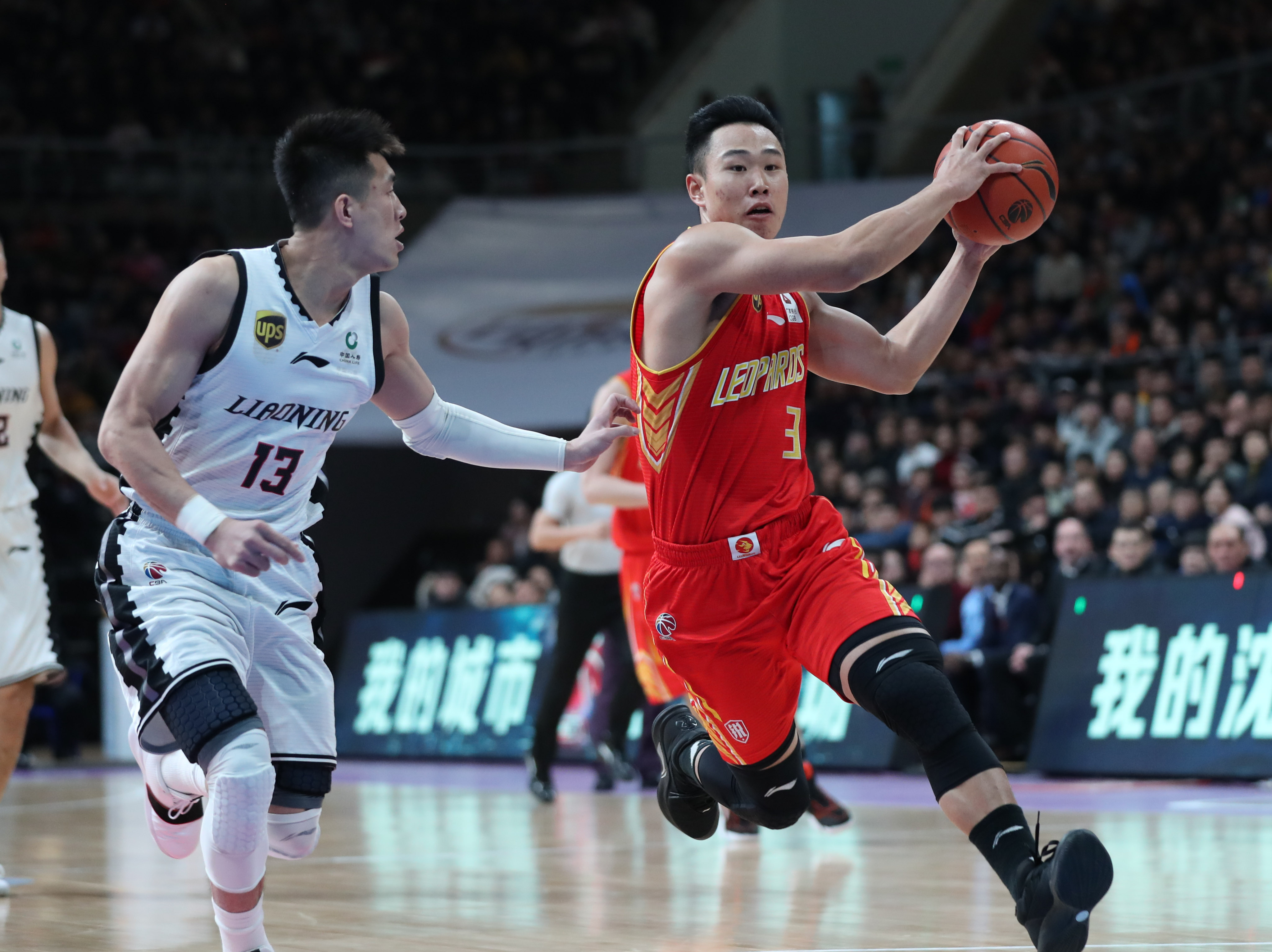 尤其是在重 尤其是在重