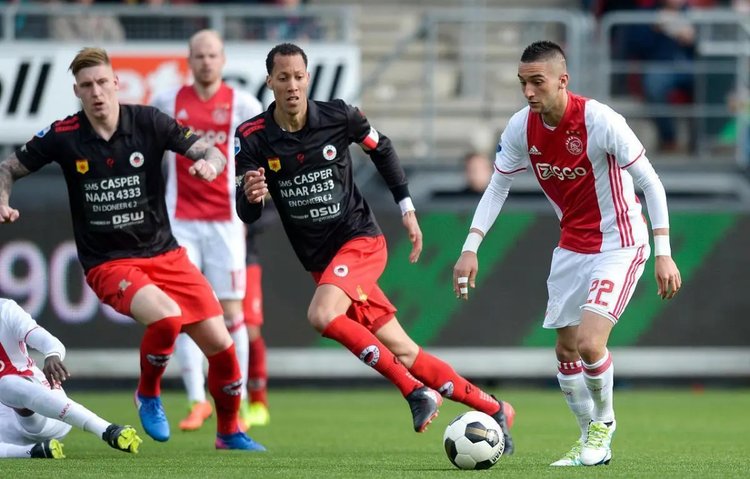 同时也是她 同时也是她