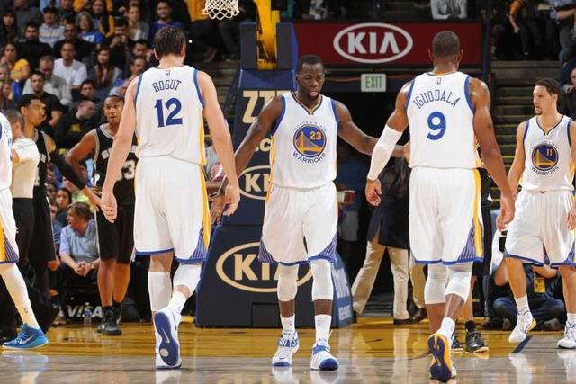 配合己方打 配合己方打