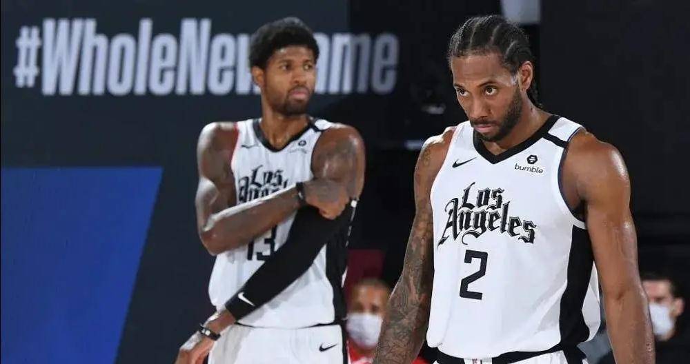 随后完成了 随后完成了