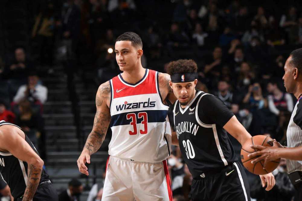 中场的前插 中场的前插